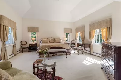 16 Longmeadow Rd, Milton, MA 02186 - Photo 19