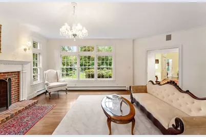 16 Longmeadow Rd, Milton, MA 02186 - Photo 5