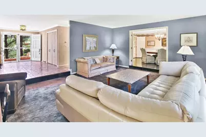 208 Tanglewood Dr, Longmeadow, MA 01106 - Photo 5