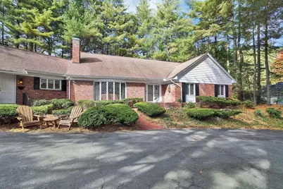 208 Tanglewood Dr, Longmeadow, MA 01106 - Photo 3