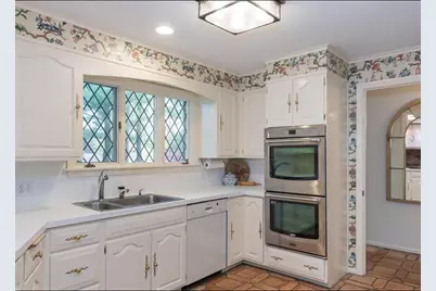 208 Tanglewood Dr, Longmeadow, MA 01106 - Photo 9