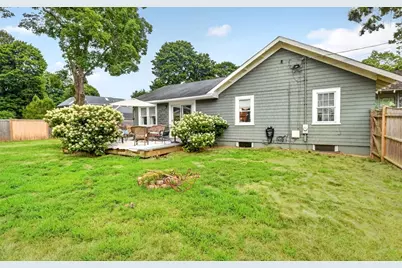 38 Miller St, Medfield, MA 02052 - Photo 29
