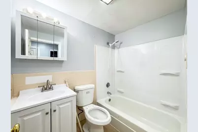13 Granite St #11, Methuen, MA 01844 - Photo 5