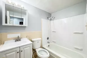 13 Granite St, Methuen, MA 01844 - Photo 5