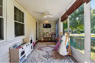 195 Pond St, Weymouth, MA 02190 - Photo 9