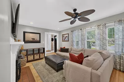 195 Pond St, Weymouth, MA 02190 - Photo 13