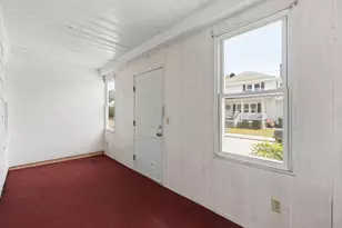 17 Rollinson Rd, Worcester, MA 01606 - Photo 5