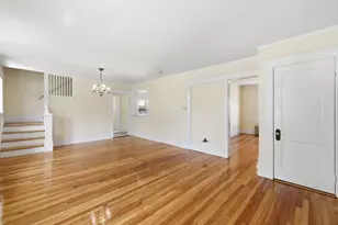 17 Rollinson Rd, Worcester, MA 01606 - Photo 9