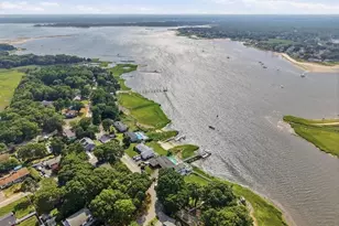 79 Edgewater Dr, Wareham, MA 02571 - Photo 1