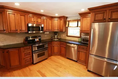 450 Summer St, Bridgewater, MA 02324 - Photo 3