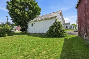 71 Chestnut St, Hatfield, MA 01038 - Photo 29