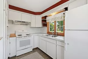 71 Chestnut St, Hatfield, MA 01038 - Photo 9