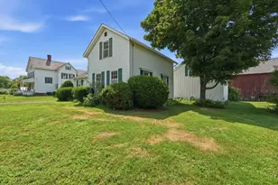 71 Chestnut St, Hatfield, MA 01038 - Photo 3