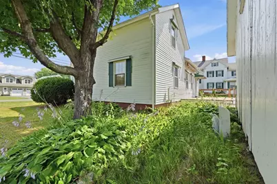 71 Chestnut St, Hatfield, MA 01038 - Photo 27