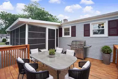 35 Park Forest Rd, Springfield, MA 01118 - Photo 33