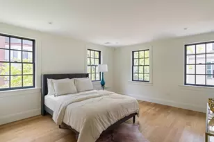 911 Mt Auburn St, Cambridge, MA 02138 - Photo 9