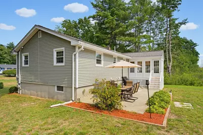41 Castlewood Dr, Billerica, MA 01821 - Photo 3