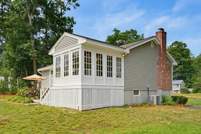 41 Castlewood Dr, Billerica, MA 01821 - Photo 5