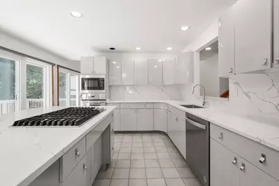 7 Larch Rd, Acton, MA 01720 - Photo 5