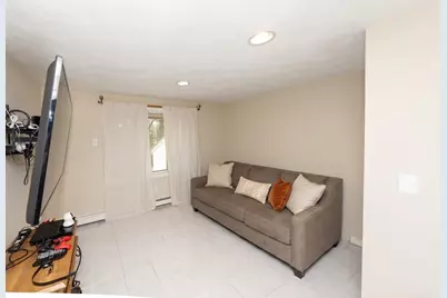 92 Brook St, Hudson, MA 01749 - Photo 9
