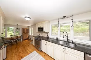 92 Brook St, Hudson, MA 01749 - Photo 15