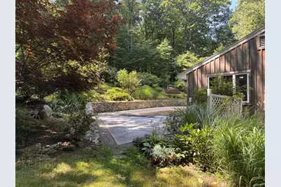 92 Brook St, Hudson, MA 01749 - Photo 35