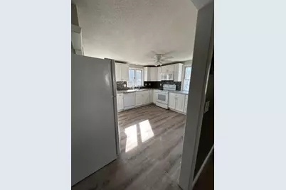 19-20 Orlando #19, Agawam, MA 01030 - Photo 3