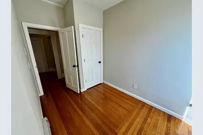 37 Oakes Ave, Southbridge, MA 01550 - Photo 13