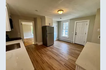37 Oakes Ave, Southbridge, MA 01550 - Photo 17