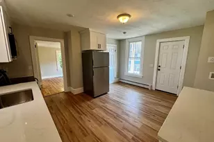 37 Oakes Ave, Southbridge, MA 01550 - Photo 17