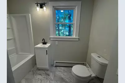 37 Oakes Ave, Southbridge, MA 01550 - Photo 19