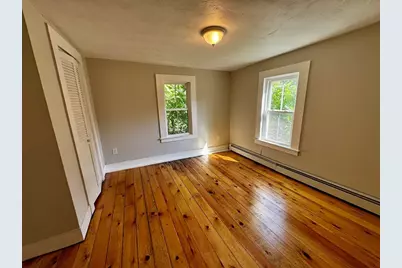 37 Oakes Ave, Southbridge, MA 01550 - Photo 21