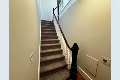 37 Oakes Ave, Southbridge, MA 01550 - Photo 23