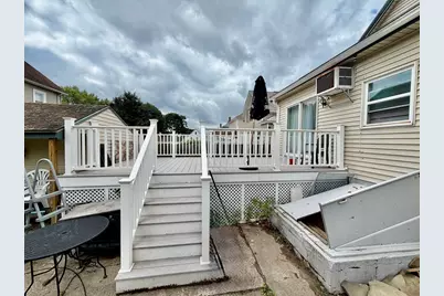 133 Farmland Road, Lowell, MA 01850 - Photo 17
