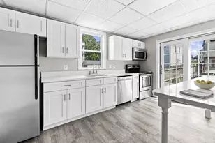 100 Melville St, Fall River, MA 02724 - Photo 5