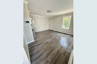100 Melville St, Fall River, MA 02724 - Photo 5