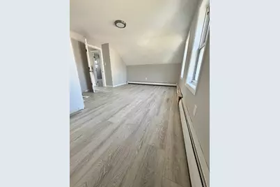 100 Melville St, Fall River, MA 02724 - Photo 11