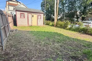 100 Melville St, Fall River, MA 02724 - Photo 15