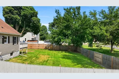 16 Park Pl, East Longmeadow, MA 01028 - Photo 33