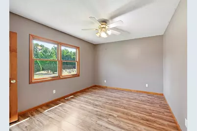 16 Park Pl, East Longmeadow, MA 01028 - Photo 17