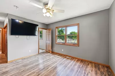 16 Park Pl, East Longmeadow, MA 01028 - Photo 19