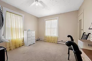 352 Daniels St, Fitchburg, MA 01420 - Photo 15