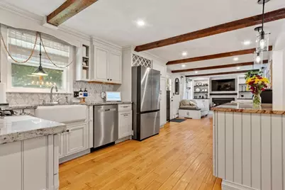 123 Houde St, Marlborough, MA 01752 - Photo 7