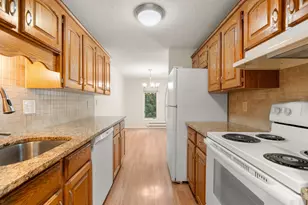 220 Bedford, Bridgewater, MA 02324 - Photo 3