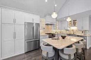 7 Gold Leaf Ln, Mashpee, MA 02649 - Photo 11