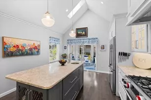 7 Gold Leaf Ln, Mashpee, MA 02649 - Photo 7