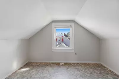 85 Bunker Hill Ave, Lowell, MA 01850 - Photo 13