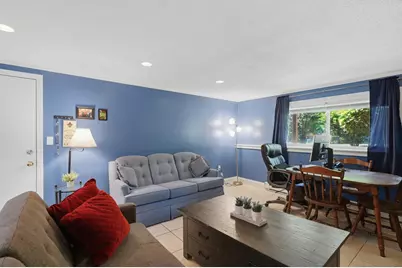 10 Hazelwood Ave #2, Dracut, MA 01826 - Photo 11