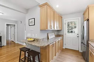 82 Central St, Andover, MA 01810 - Photo 9