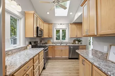 82 Central St., Andover, MA 01810 - Photo 5